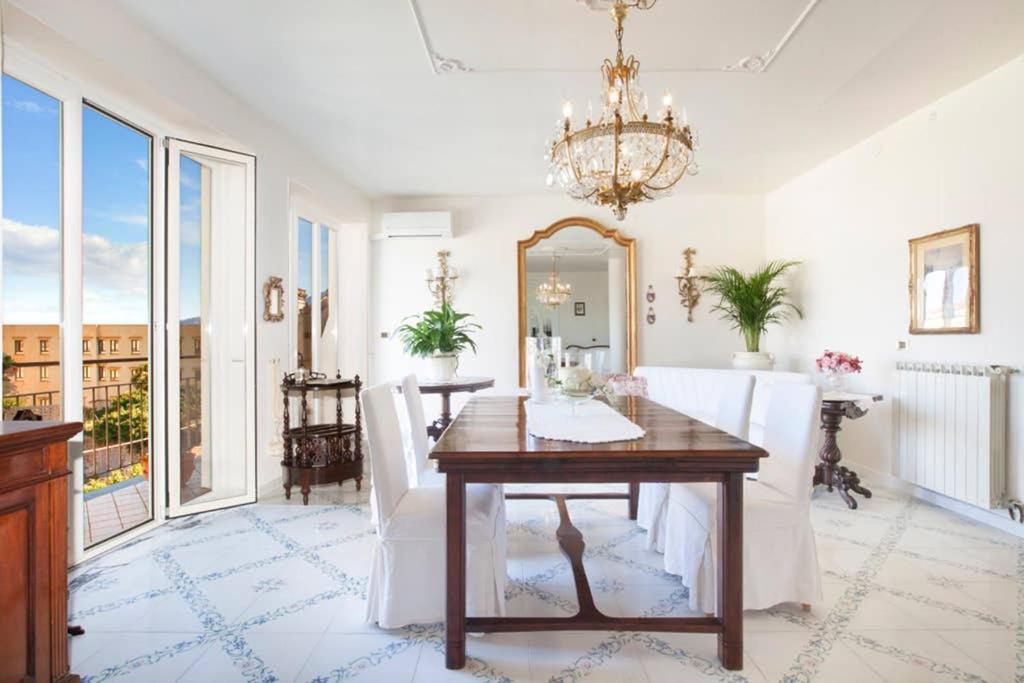 Maison Du Tasso Sorrento Bagian luar foto